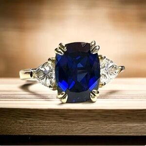 New Handcrafted Ethical Sapphire and Moissanite Ring Solid 14k Gold - Size 7